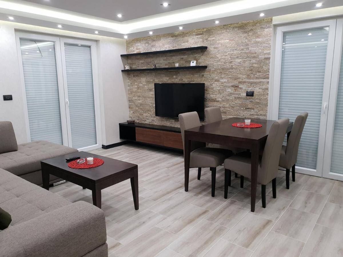 Divcibare Delux Apartman מראה חיצוני תמונה